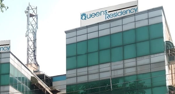 Queens Plaza Shopping Complex, Sector 43, Gurugram